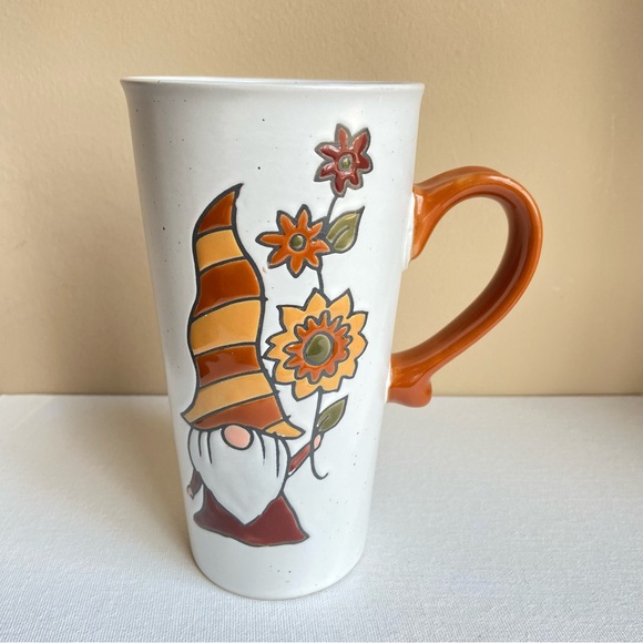 Sheffield Home gnome with flowers tall mug in speckled white with brown and tan - Picture 1 of 9